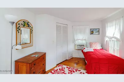 35 Mechanic St, Great Barrington, MA 01230 - Photo 19