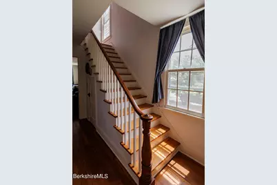35 Mechanic St, Great Barrington, MA 01230 - Photo 15