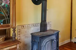 35 Mechanic St, Great Barrington, MA 01230 - Photo 5