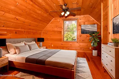 223 Silver Leaf Dr, Becket, MA 01223 - Photo 9