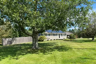 554 Main St, Becket, MA 01223 - Photo 1