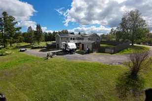 554 Main St, Becket, MA 01223 - Photo 31