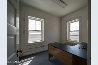 20 Bank Row, Pittsfield, MA 01201 - Photo 21