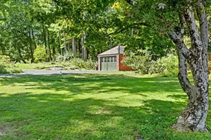 220 Kemble St, Lenox, MA 01240 - Photo 37