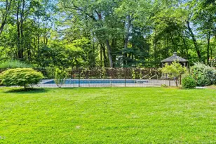 220 Kemble St, Lenox, MA 01240 - Photo 33