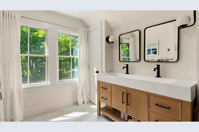 220 Kemble St, Lenox, MA 01240 - Photo 25