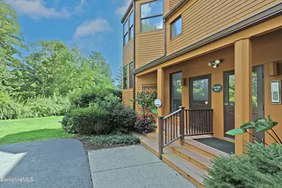 19 Hawthorne Rd #Carriage Barn E-2, Stockbridge, MA 01262 - Photo 3