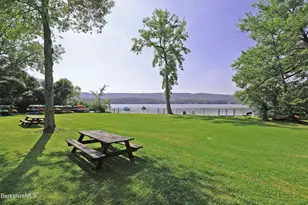 19 Hawthorne Rd, Stockbridge, MA 01262 - Photo 47