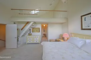 19 Hawthorne Rd, Stockbridge, MA 01262 - Photo 25