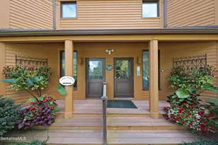 19 Hawthorne Rd, Stockbridge, MA 01262 - Photo 5