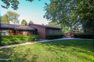 46 Churchill Crest, Pittsfield, MA 01201 - Photo 31