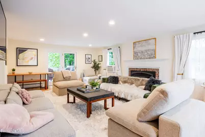 11 Prospect St, Great Barrington, MA 01230 - Photo 15