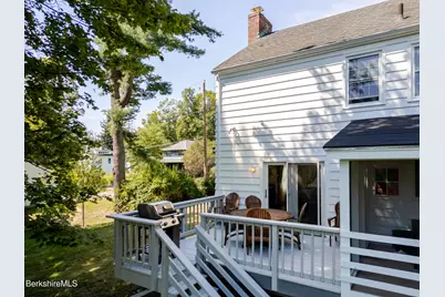 11 Prospect St, Great Barrington, MA 01230 - Photo 21