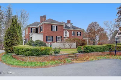 89 Crofut St, Pittsfield, MA 01201 - Photo 47