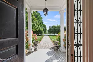 89 Crofut St, Pittsfield, MA 01201 - Photo 3