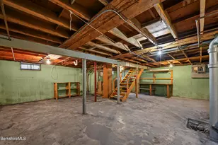 34 Anthony St, Adams, MA 01220 - Photo 19