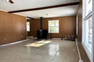 153 E Main St, Sheffield, MA 01222 - Photo 11