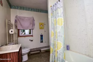 455 King Richard Dr, Becket, MA 01223 - Photo 15