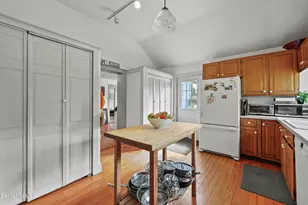 276 Great Barrington Rd, West Stockbridge, MA 01266 - Photo 9