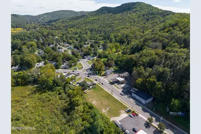 185 A State Rd, Great Barrington, MA 01230 - Photo 3