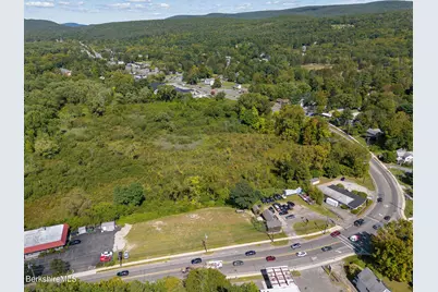 185 B State Rd, Great Barrington, MA 01230 - Photo 5