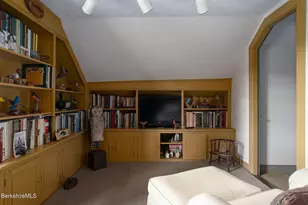 18 Goodrich St, Stockbridge, MA 01262 - Photo 31