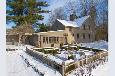 18 Goodrich St, Stockbridge, MA 01262 - Photo 1