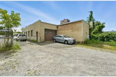 717 East St, Pittsfield, MA 01201 - Photo 17