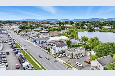 717 East St, Pittsfield, MA 01201 - Photo 9