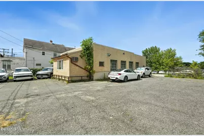 717 East St, Pittsfield, MA 01201 - Photo 19