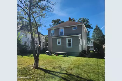 25 Ashley St, Pittsfield, MA 01201 - Photo 17