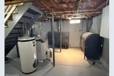 136 Sand Springs Rd, Williamstown, MA 01267 - Photo 21