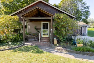 6 Locust St, Great Barrington, MA 01230 - Photo 5