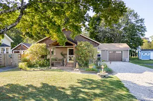 6 Locust St, Great Barrington, MA 01230 - Photo 3