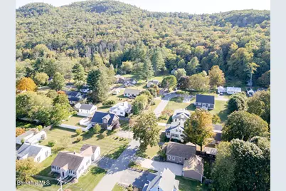 6 Locust St, Great Barrington, MA 01230 - Photo 7