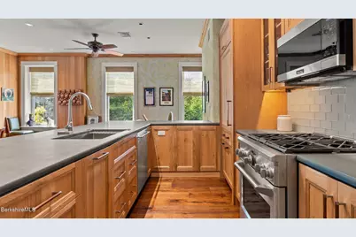 165 Kemble St #5, Lenox, MA 01240 - Photo 5