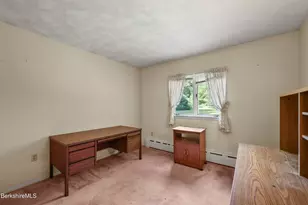 1070 Holmes Rd, Pittsfield, MA 01201 - Photo 25