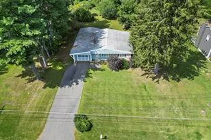 1070 Holmes Rd, Pittsfield, MA 01201 - Photo 33