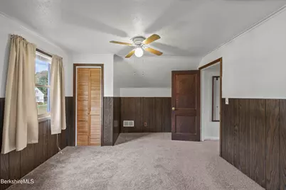 156 Draper Ave, Pittsfield, MA 01201 - Photo 17