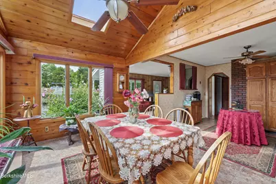 156 Draper Ave, Pittsfield, MA 01201 - Photo 5