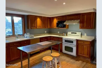 5 Seekonk Rd, Great Barrington, MA 01230 - Photo 19