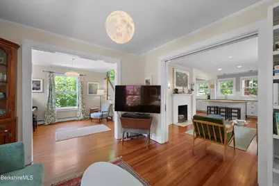 12 Barrington Place, Great Barrington, MA 01230 - Photo 9