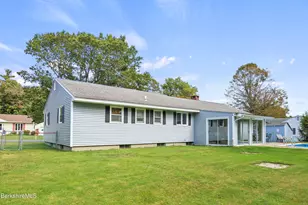 17 Sunnyside Dr, Dalton, MA 01226 - Photo 41