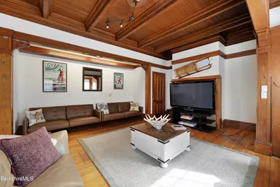 247 South St, Pittsfield, MA 01201 - Photo 7