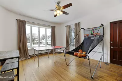 247 South St, Pittsfield, MA 01201 - Photo 33