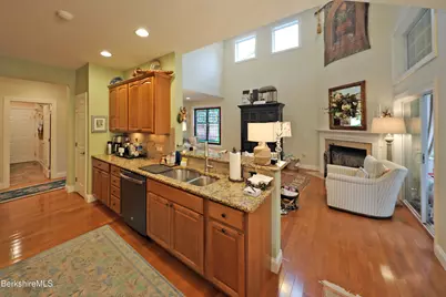 103 Alpine Trail, Pittsfield, MA 01201 - Photo 15