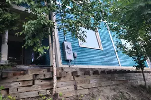 24 Franklin St, North Adams, MA 01247 - Photo 5
