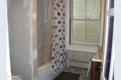 24 Franklin St, North Adams, MA 01247 - Photo 31