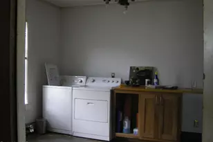 24 Franklin St, North Adams, MA 01247 - Photo 21