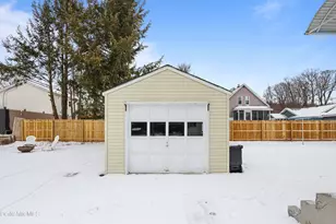 46 Lucille St, Pittsfield, MA 01201 - Photo 45